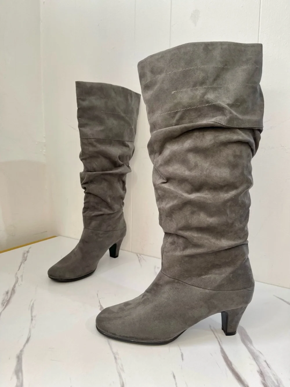 Aerosoles Slouch Boots Womens 7M Gray Running Play Knee High Cone Heels Suede